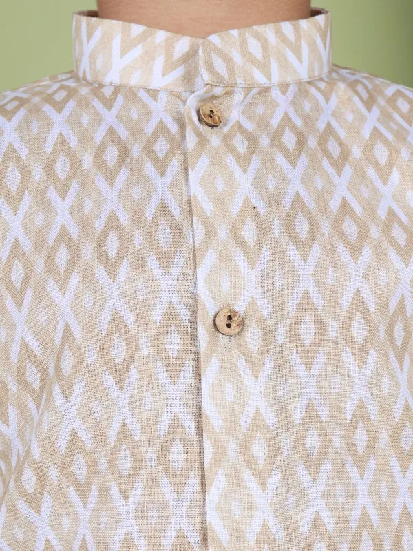 Tabard_Boys_Printed_Straight_Kurta_(Beige,_White)