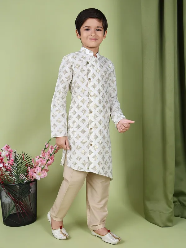 Tabard_Boys_Printed_Straight_Kurta_(White)