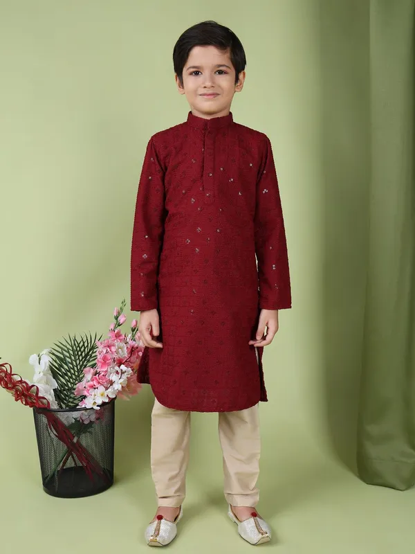 Tabard_Boys_Embroidered_Straight_Kurta_(Maroon)