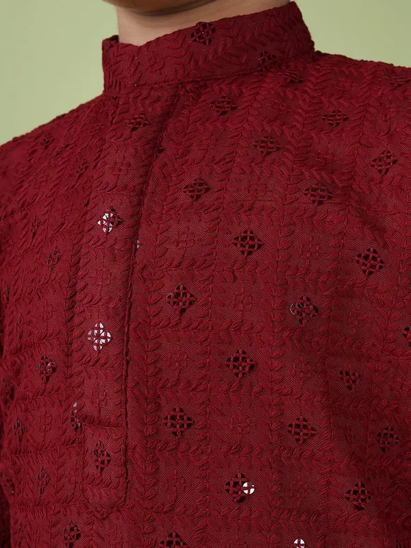 Tabard_Boys_Embroidered_Straight_Kurta_(Maroon)