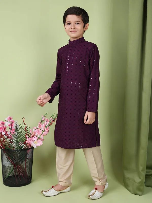Tabard_Boys_Embroidered_Straight_Kurta_(Maroon)