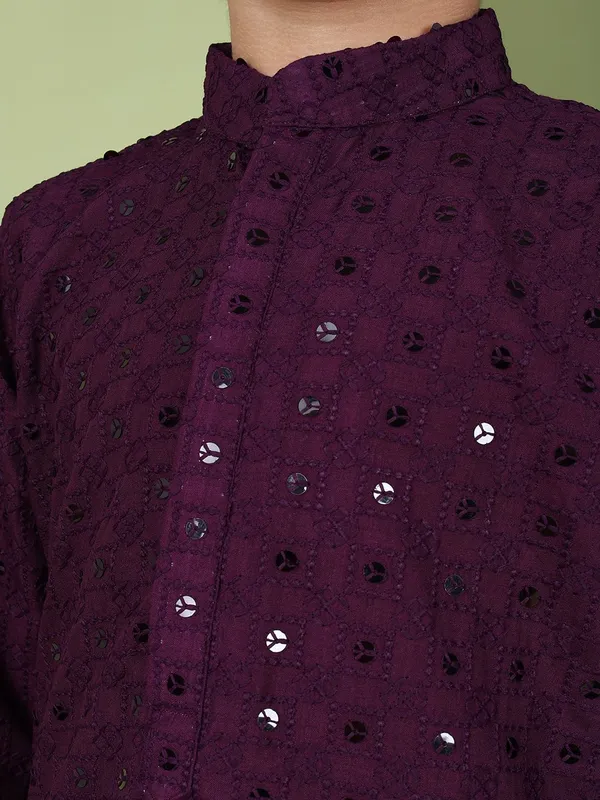 Tabard_Boys_Embroidered_Straight_Kurta_(Maroon)