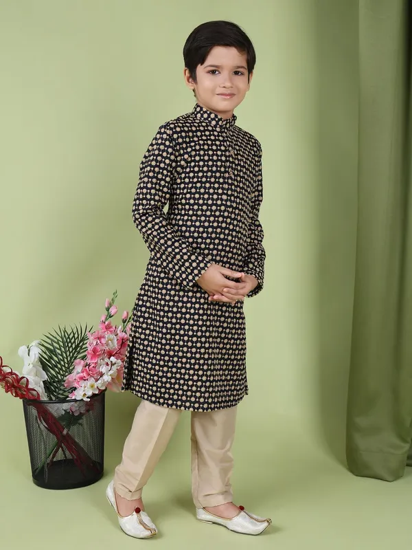Tabard_Boys_Embroidered_Straight_Kurta_(Dark_Blue,_Beige)