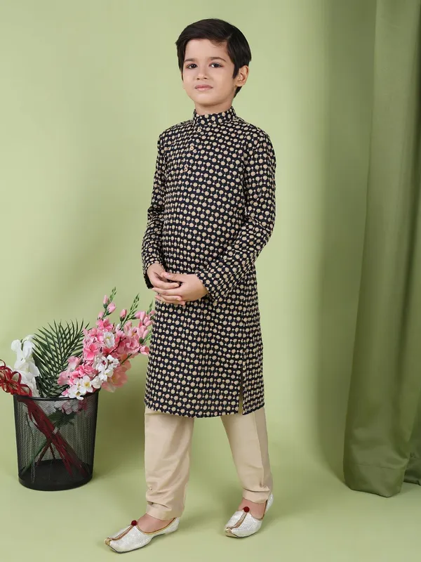 Tabard_Boys_Embroidered_Straight_Kurta_(Dark_Blue,_Beige)