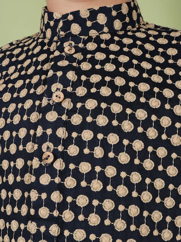 Tabard_Boys_Embroidered_Straight_Kurta_(Dark_Blue,_Beige)