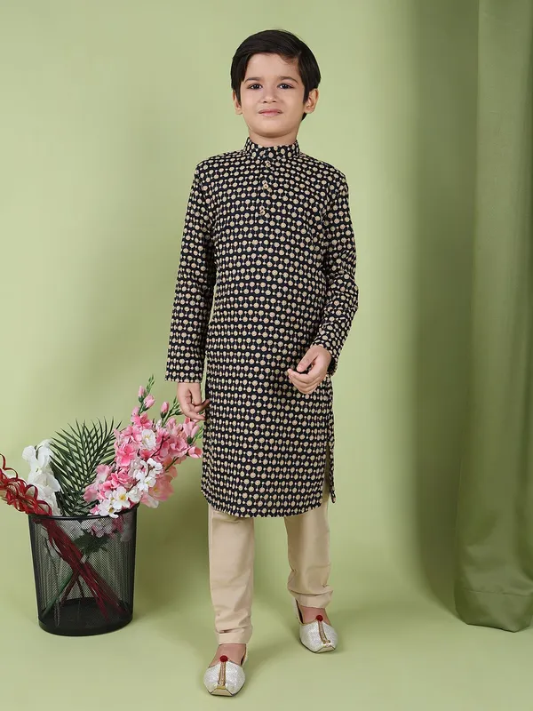 Tabard_Boys_Embroidered_Straight_Kurta_(Dark_Blue,_Beige)