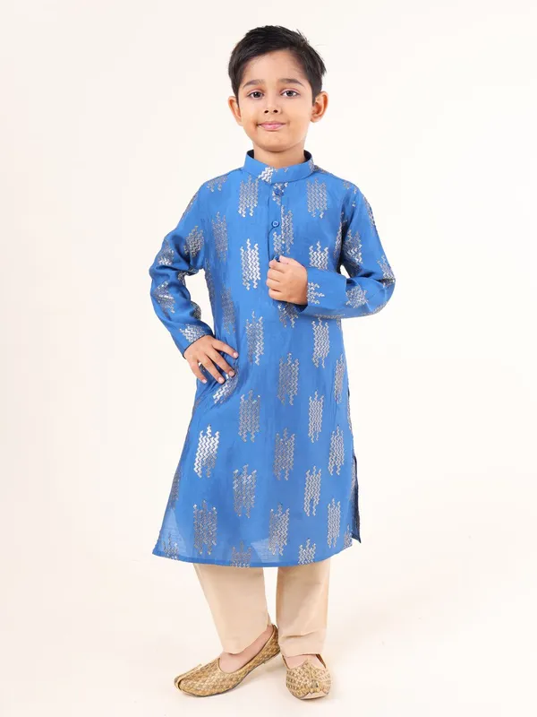 Tabard_Boys_Embellished_Straight_Kurta_(Blue)