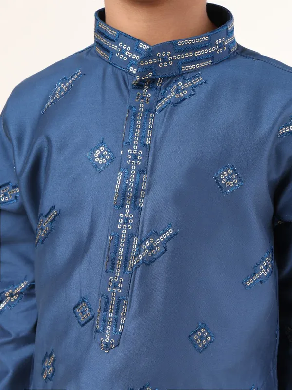 Tabard_Boys_Embroidered_Straight_Kurta_(Blue)