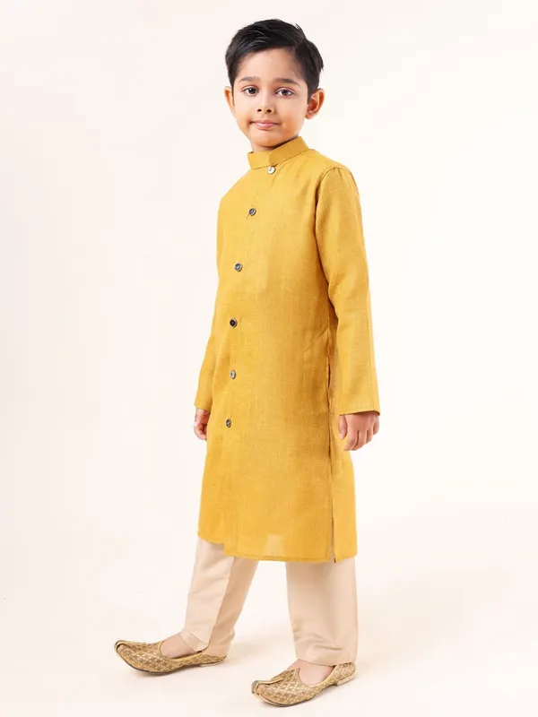 Tabard_Boys_Solid_Straight_Kurta_(Yellow)
