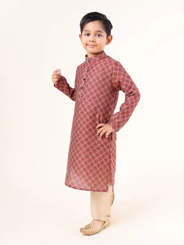 Tabard_Boys_Printed_Straight_Kurta_(Red)