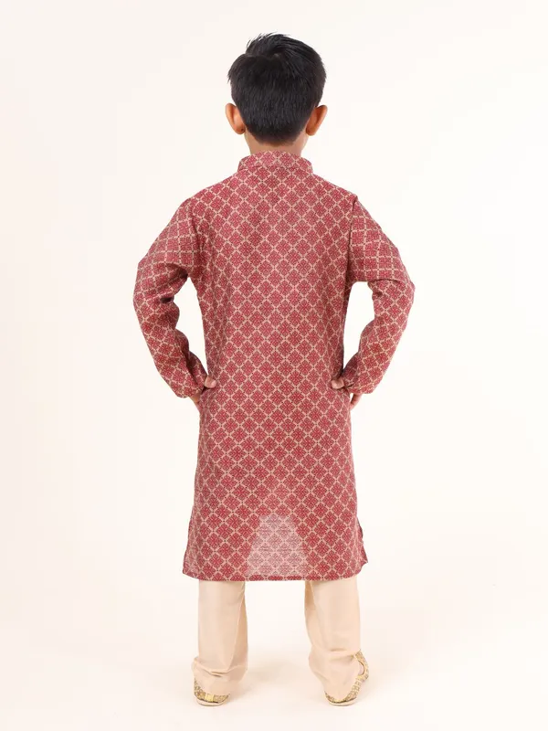 Tabard_Boys_Printed_Straight_Kurta_(Red)
