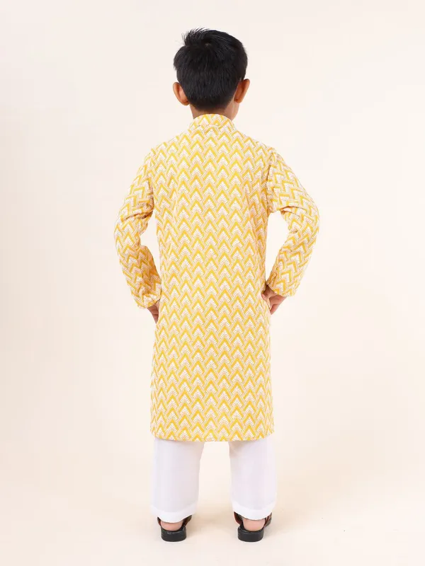Tabard_Boys_Printed_Straight_Kurta_(Yellow)