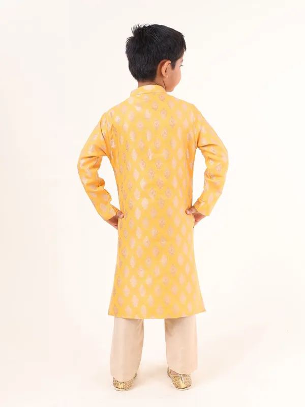 Tabard_Boys_Printed_Straight_Kurta_(Yellow)