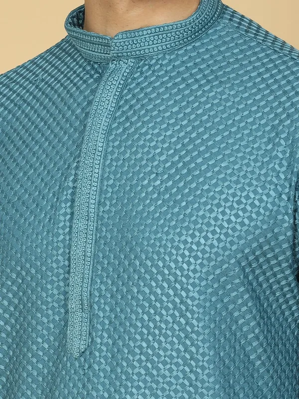Green_Cotton_Full_Sleeve_Regular_Fit_Chikankari_Embroidery_Kurta_Set_For_Men
