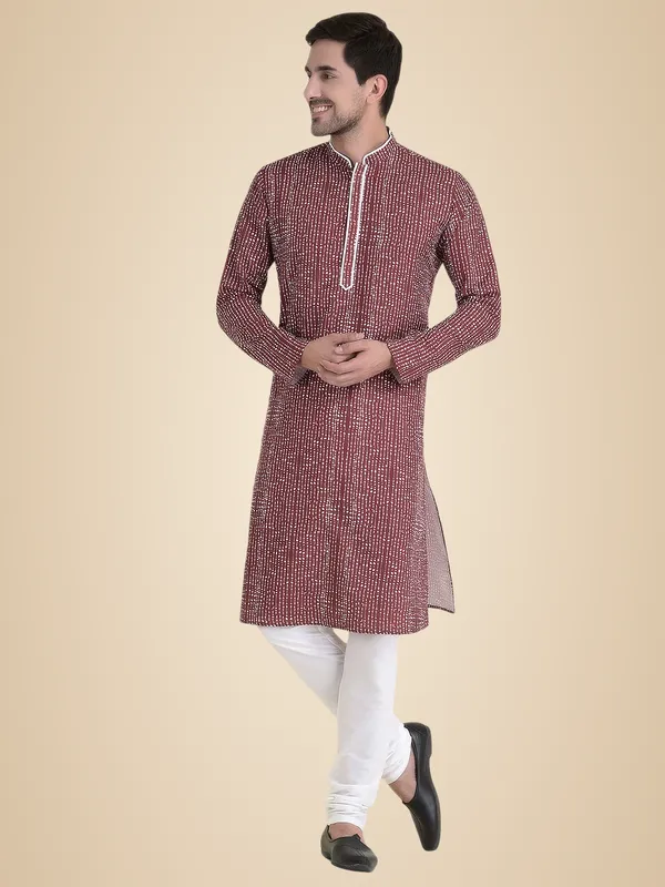 Maroon_Cotton_Yellow_Full_Sleeve_Regular_Fit_Printed_Kurta_For_Men