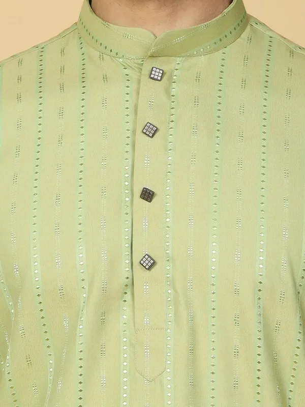 Green_Cotton_Full_Sleeve_Regular_Fit_Stripe_Green_Kurta_For_Men