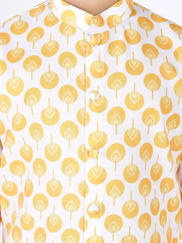 Yellow_Cotton_Full_Sleeve_Regular_Fit_Printed_Kurta_Churidar_For_Kids