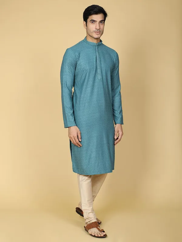 Green_Cotton_Full_Sleeve_Regular_Fit_Chikankari_Embroidery_Kurta_For_Men