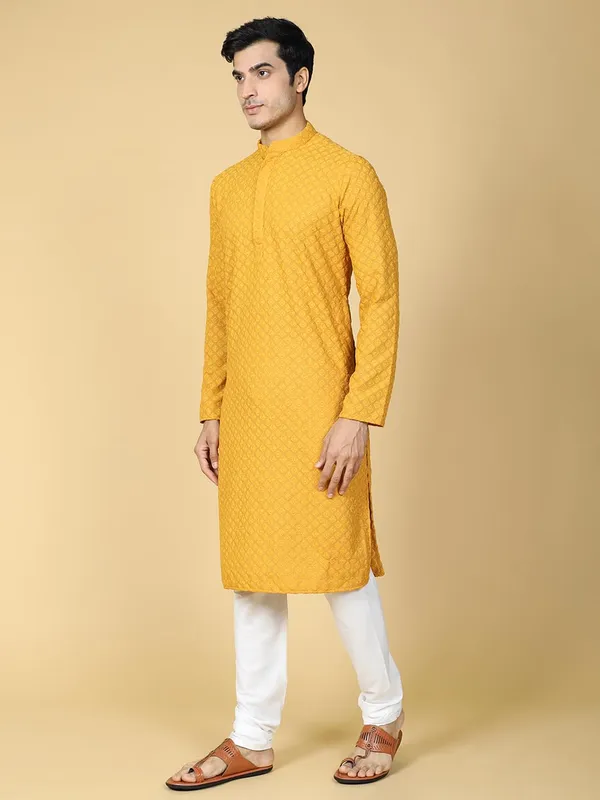 Yellow_Cotton_Full_Sleeve_Regular_Fit_Chikankari_Embroidery_Kurta_For_Men
