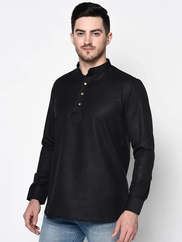 Black_Full_Sleeve_Regular_Plain_Kurta_For_Men