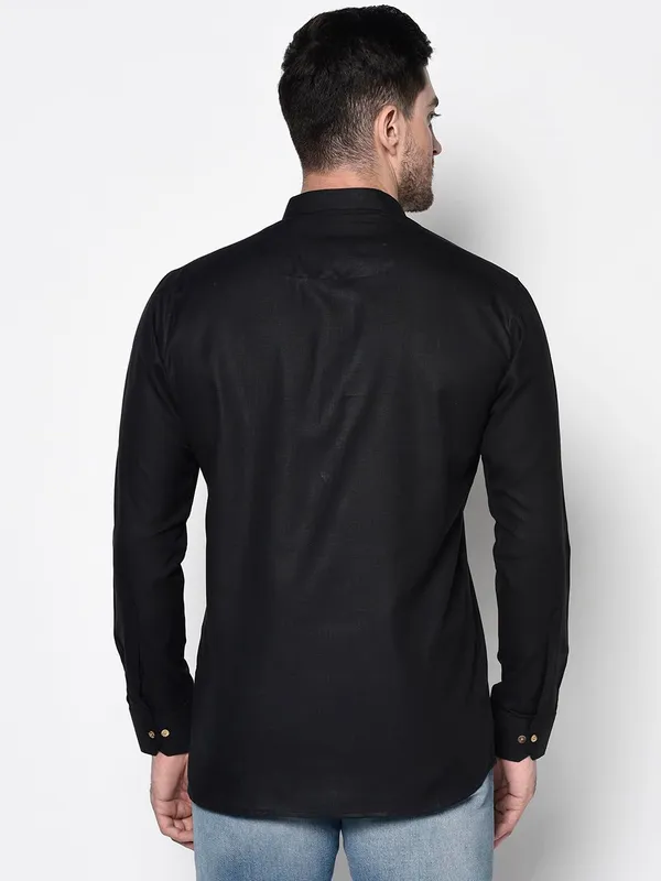 Black_Full_Sleeve_Regular_Plain_Kurta_For_Men