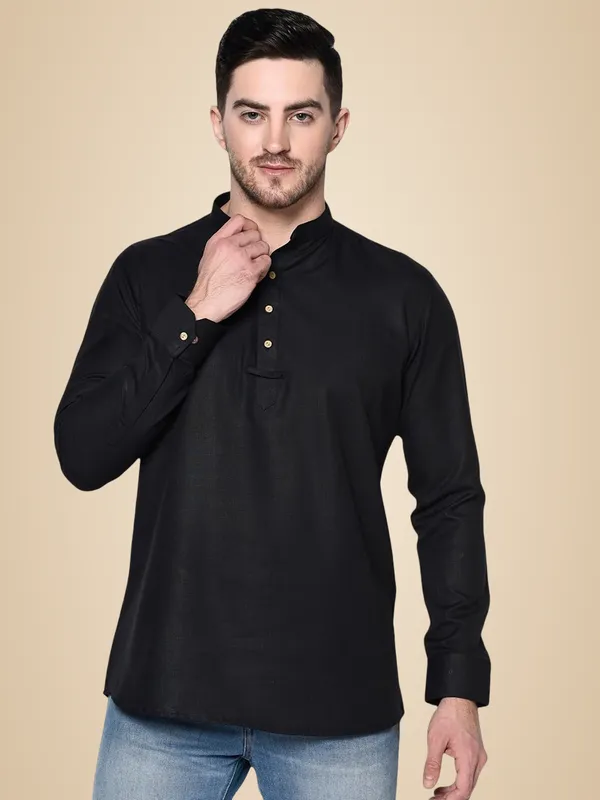 Black_Full_Sleeve_Regular_Plain_Kurta_For_Men
