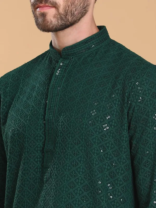 Green_Cotton_Full_Sleeve_Regular_Fit_Embroidery_Green_Kurta_For_Men