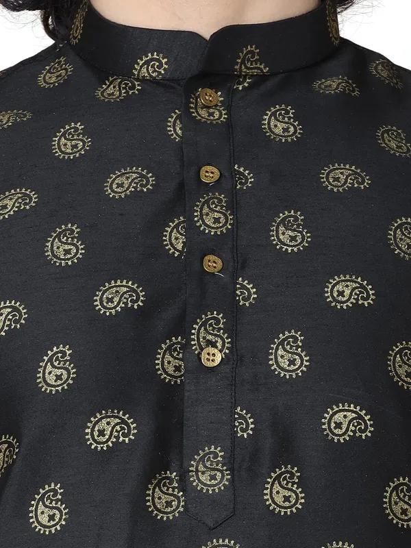 Black_Cotton_Full_Sleeve_Regular_Fit_Printed_Kurta_For_Men