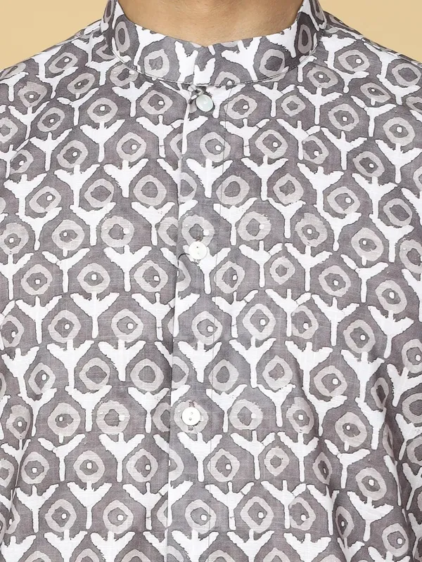 Brown_Cotton_Full_Sleeve_Regular_Fit_Printed_Kurta_For_Men