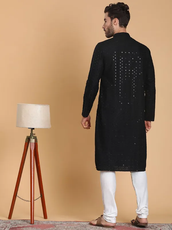 Black_Cotton_Full_Sleeves_Regular_Embroidery_Black_Kurta_Set_For_Men