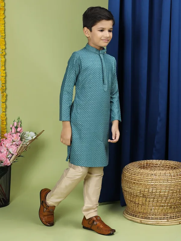 Green_Cotton_Full_Sleeve_Regular_Fit_Chikankari_Embroidery_Kurta_For_Kids