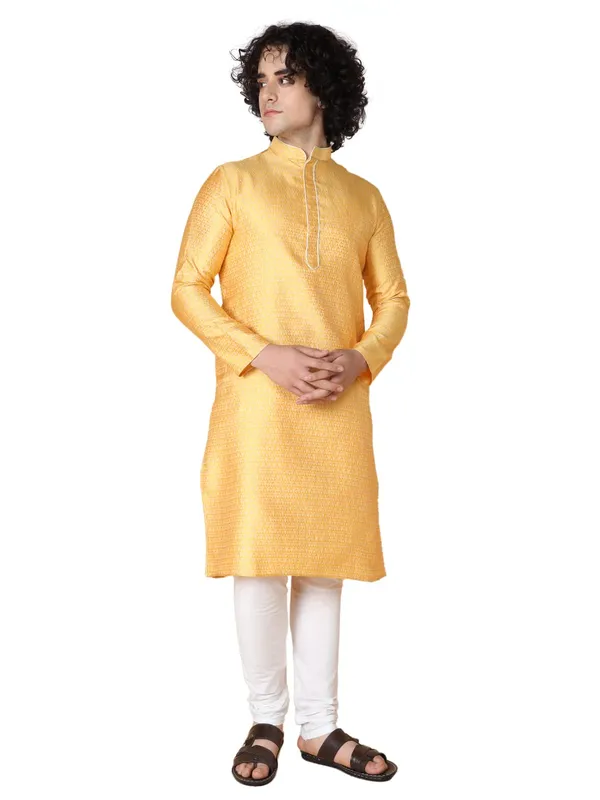 Yellow_Jacquard_Full_Sleeve_Regular_Fit_Printed_Kurta_For_Men
