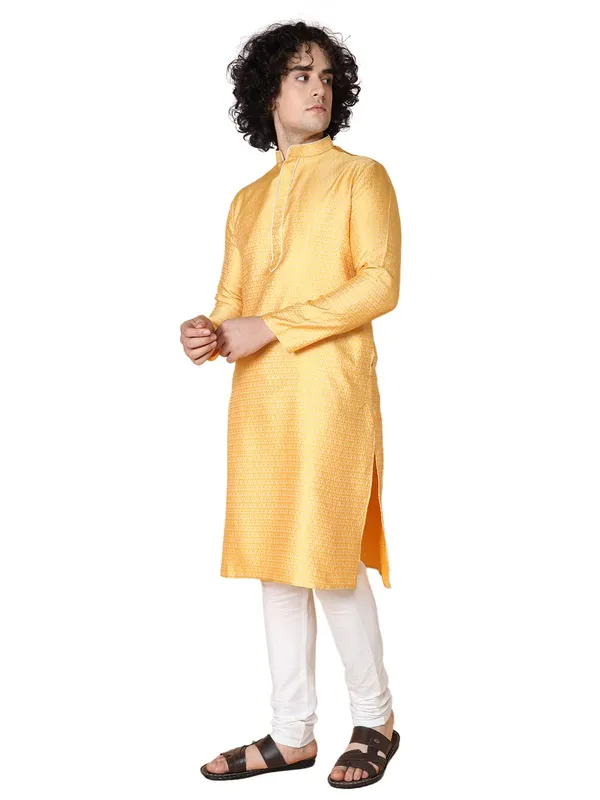 Yellow_Jacquard_Full_Sleeve_Regular_Fit_Printed_Kurta_For_Men