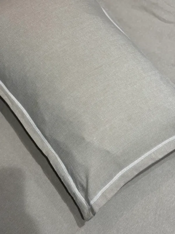 Beige_Linen_Solid_Flat_Bedsheet_(_Pack_Of_1_)