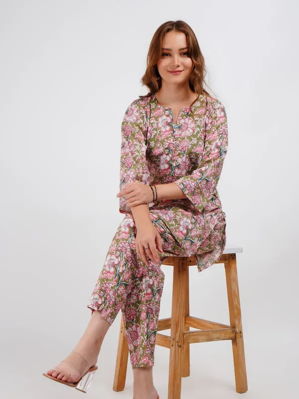 Green_Floral_Print_Co-Ord_Set