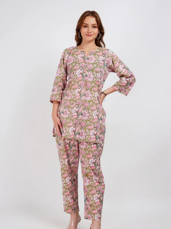 Green_Floral_Print_Co-Ord_Set