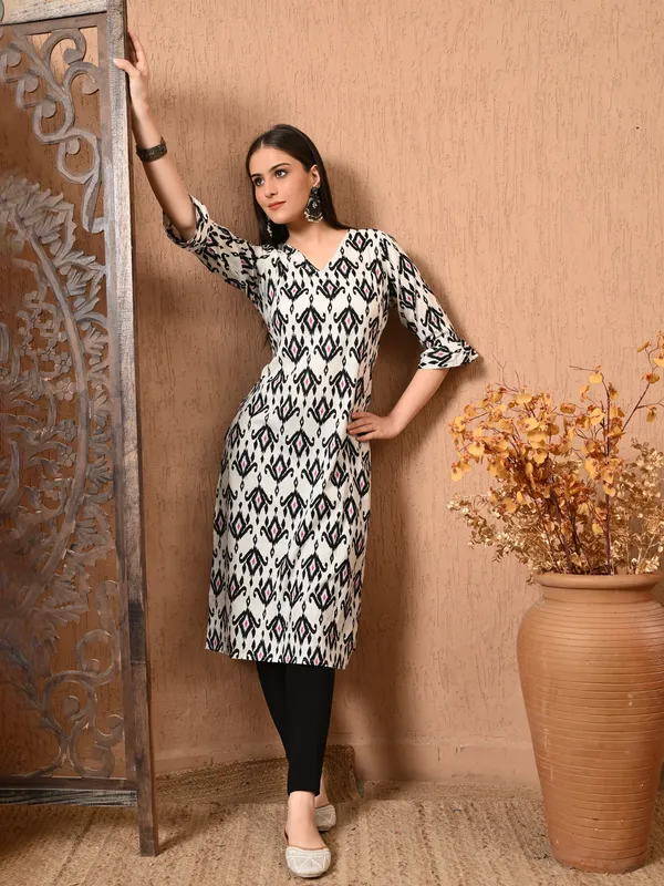 White_Printed_Cotton_Straight_Kurta
