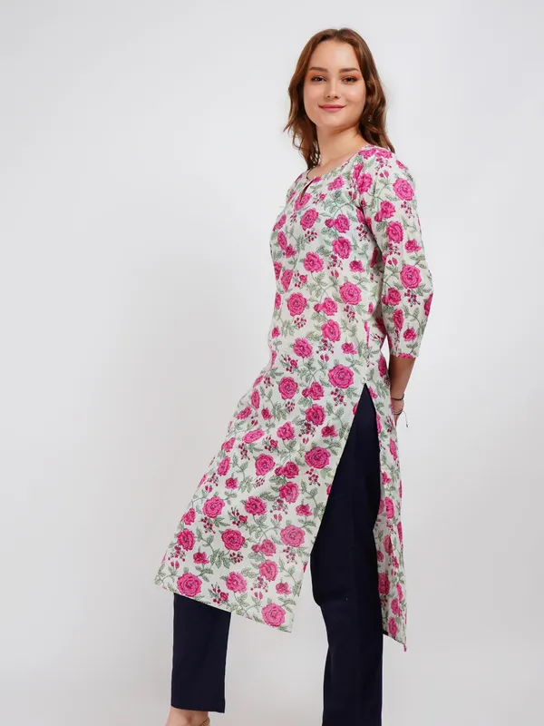 Pink_Floral_Print_Kurta