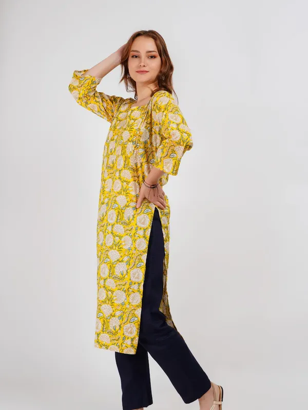 Yellow_Floral_Print_Straight_Kurta