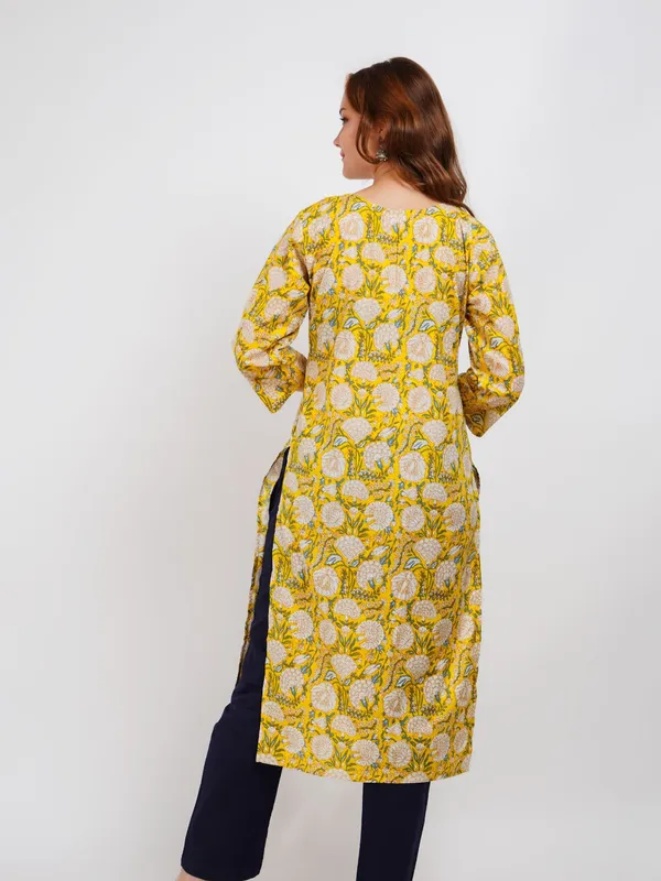 Yellow_Floral_Print_Straight_Kurta
