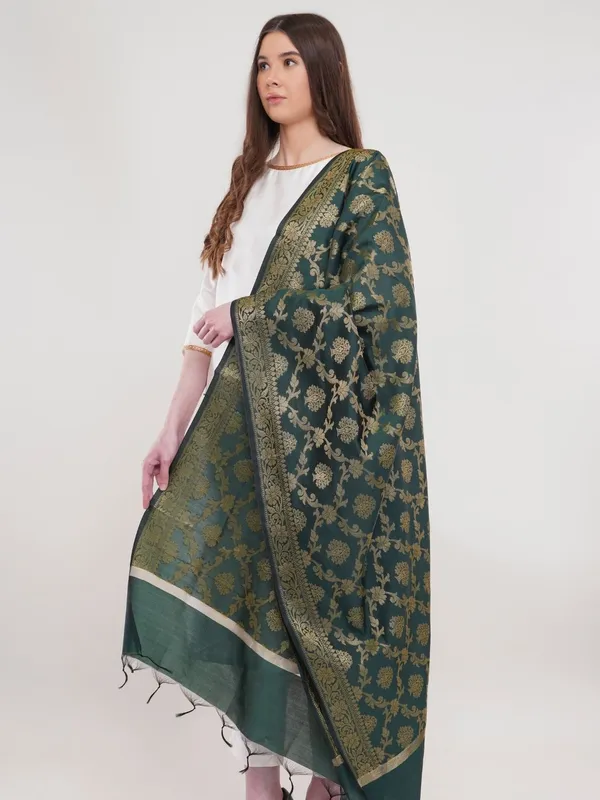 Green_Woven_Design_Banarasi_Silk_Dupatta