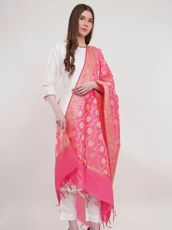 Pink_Woven_Design_Banarasi_Silk_Dupatta