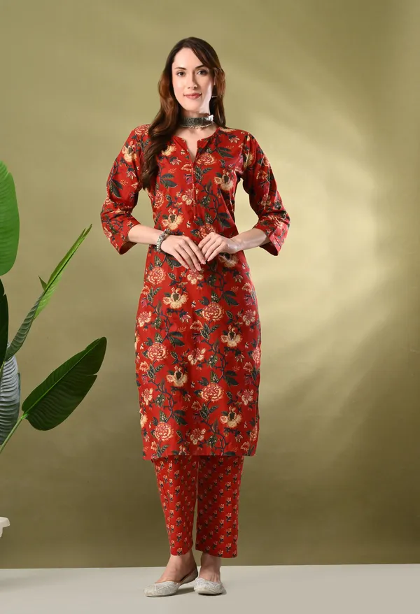 Maroon_Floral_Round_Neck_Kurta_Sets_With_Dupatta_For_Women