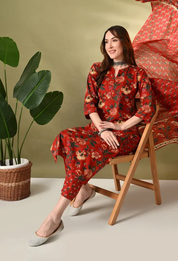 Maroon_Floral_Round_Neck_Kurta_Sets_With_Dupatta_For_Women