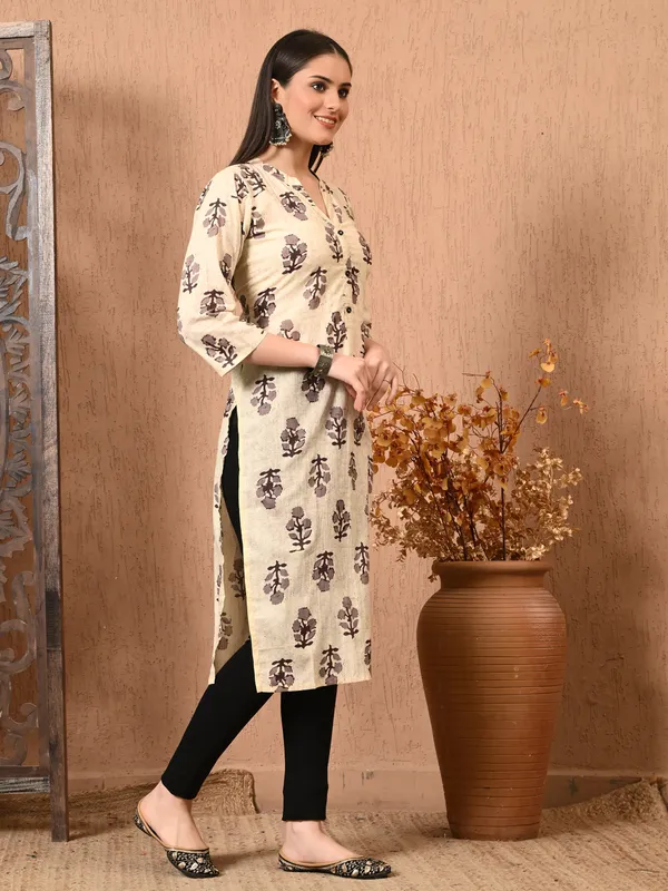 Cream_Beige_Printed_Cotton_Kurta