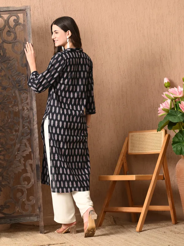 Black_Printed_Collared_Neck_Kurta