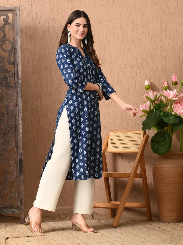 Indigo_Blue_Printed_Cotton_Kurta