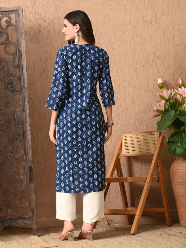 Indigo_Blue_Printed_Cotton_Kurta