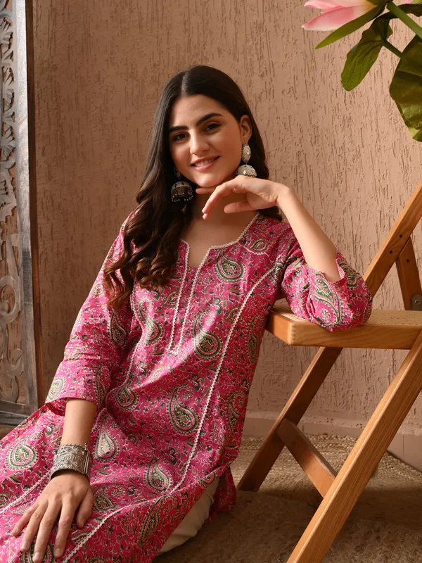 Pink_Printed_Lace_Work_Cotton_Kurta