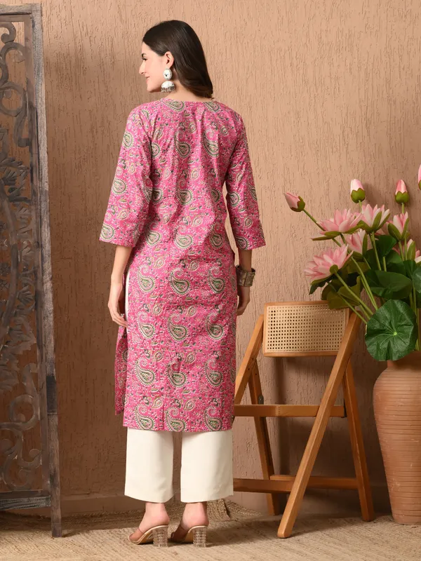 Pink_Printed_Lace_Work_Cotton_Kurta